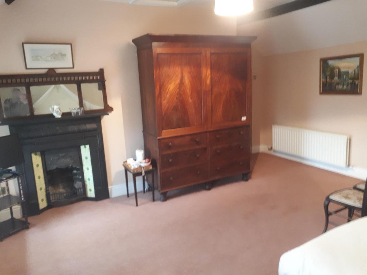ホテル Castlemorris House トラリー エクステリア 写真