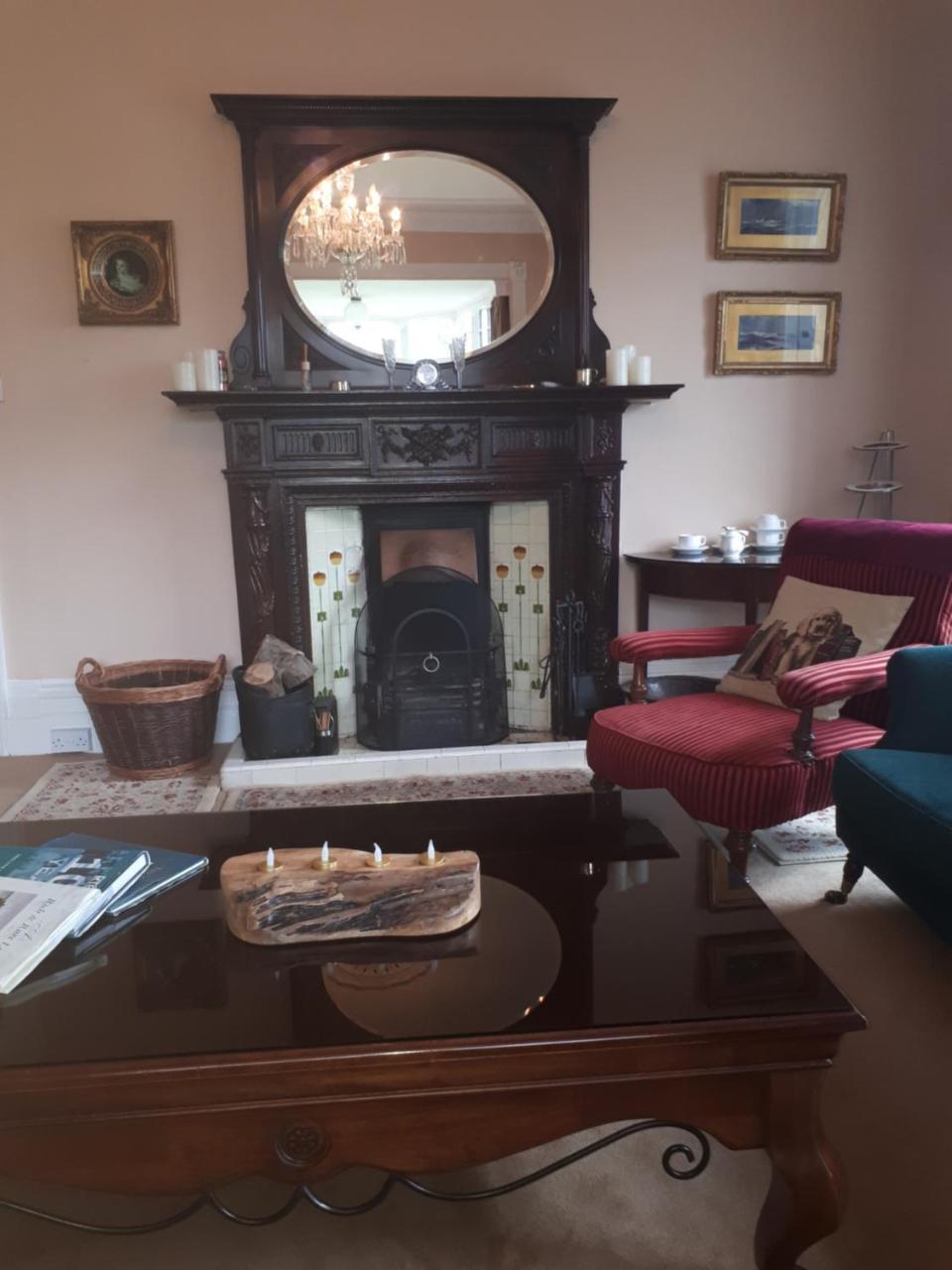 ホテル Castlemorris House トラリー エクステリア 写真