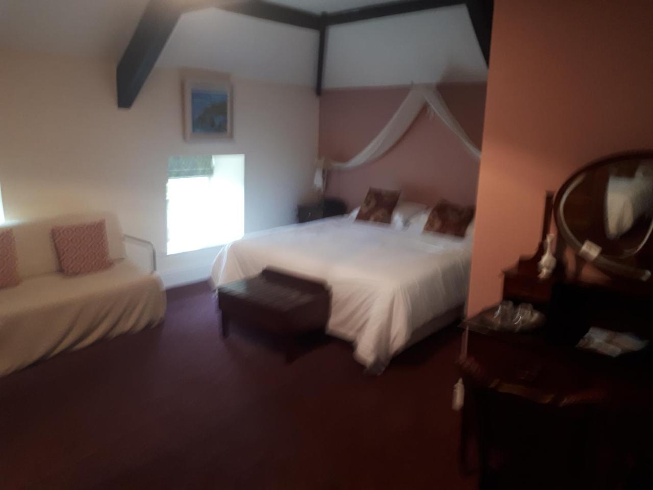 ホテル Castlemorris House トラリー エクステリア 写真